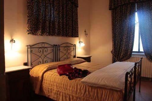 Castello Di Tavolese Hotel Certaldo Esterno foto